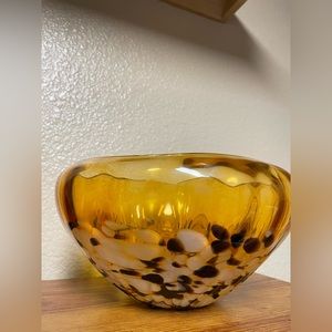 Large Vintage Hand Blown Art Glass Amber Bowl Tortoise Shell Brown